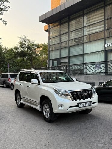 Toyota Land Cruiser Prado-5
