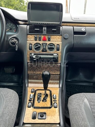 Mercedes E 220 d 1999, 485,000 km - 2.2 l - Bakı