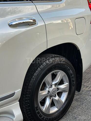 Toyota Land Cruiser Prado 2010, 284,000 km - 2.7 l - Bakı