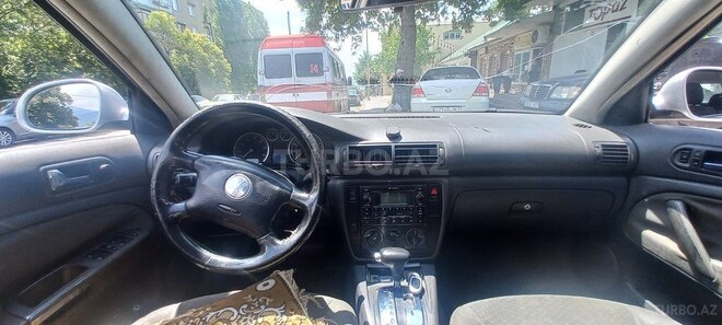Volkswagen Passat 2003, 395,200 km - 2.0 л - Şəki