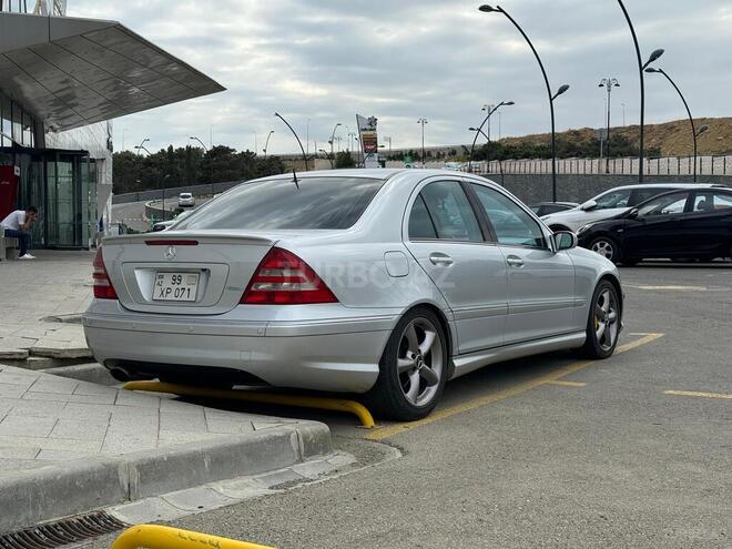 Mercedes C 350 2005, 212,000 km - 3.5 l - Bakı