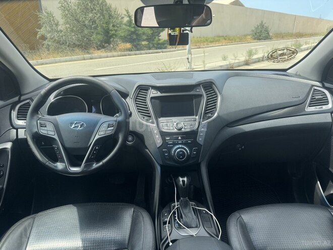 Hyundai Santa Fe-6