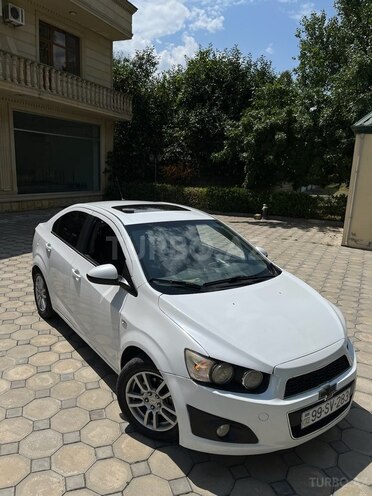 Chevrolet Aveo 2012, 328,000 km - 1.6 l - Şəki