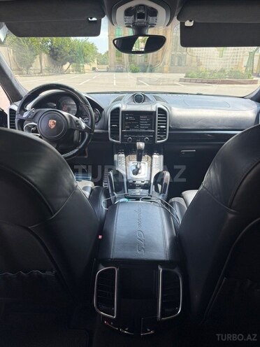 Porsche Cayenne S-14