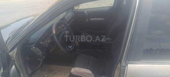 Opel Vectra 1997, 300,000 km - 2.0 l - Bakı
