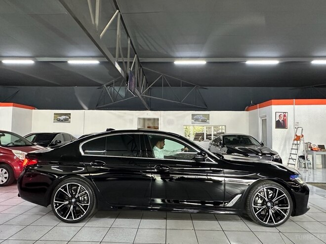 BMW 530-11