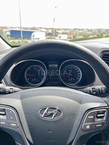 Hyundai Santa Fe-7