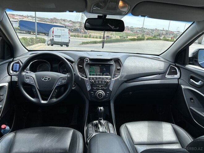 Hyundai Santa Fe-5