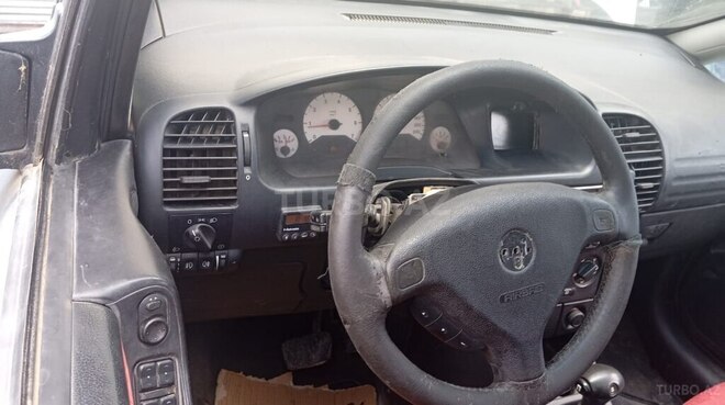 Opel Zafira 1999, 320,000 km - 1.8 l - Bakı