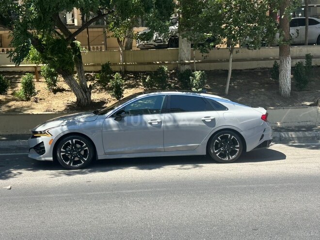 Kia K5-3