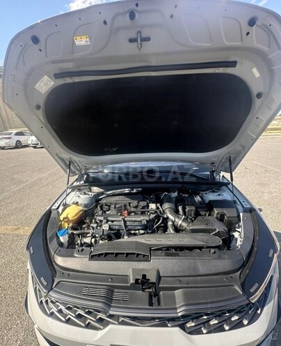 Kia K5-12
