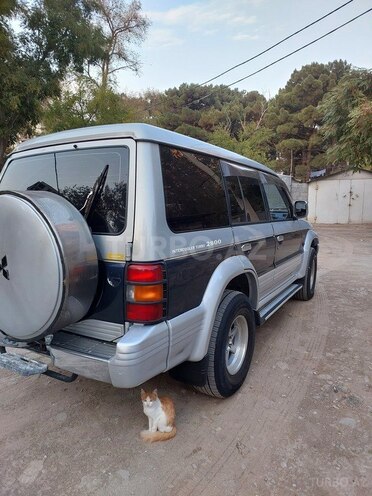 Mitsubishi Pajero 1996, 308,000 km - 2.8 l - Sumqayıt