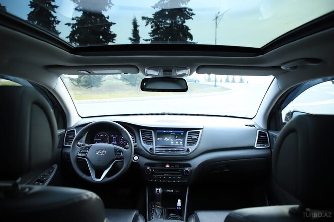 Hyundai Tucson 2015, 250,000 km - 2.0 l - Qax