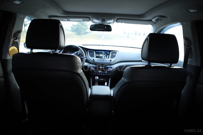 Hyundai Tucson 2015, 250,000 km - 2.0 l - Qax