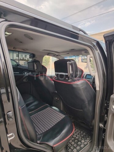Nissan Pathfinder 2006, 240,000 km - 4.0 l - Bakı