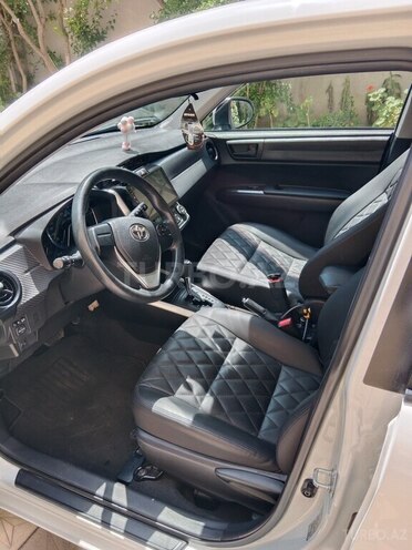 Toyota Corolla Fielder 2019, 123,000 km - 1.4 l - Sumqayıt
