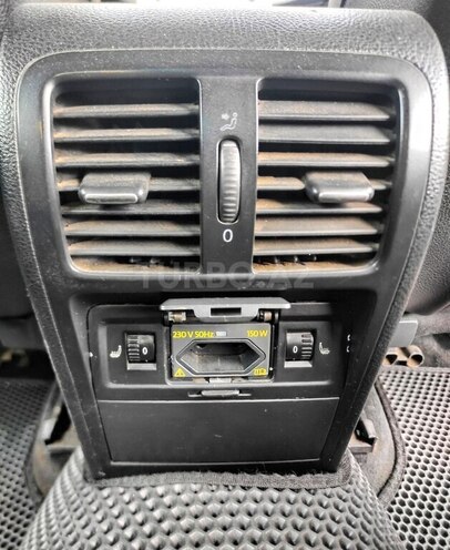 Volkswagen Passat CC-8