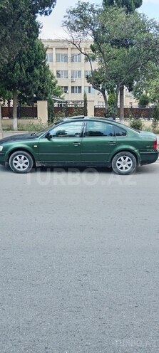 Volkswagen Passat 1997, 316,000 km - 2.0 l - Gəncə