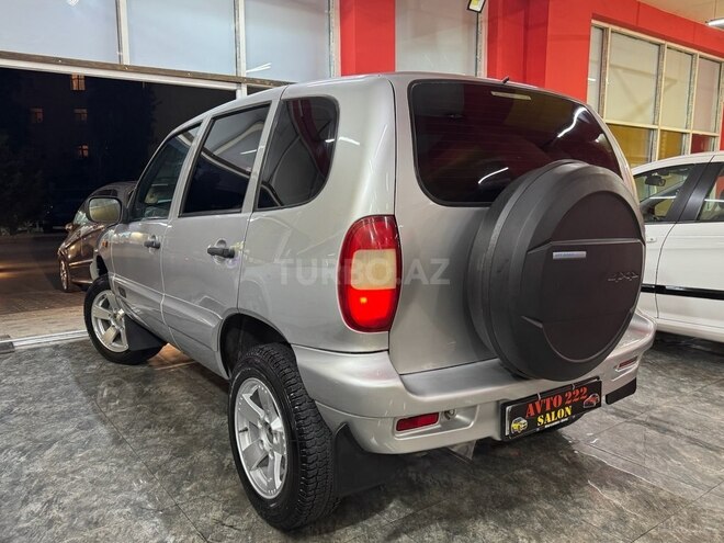Chevrolet Niva 2008, 220,000 km - 1.7 л - Sumqayıt