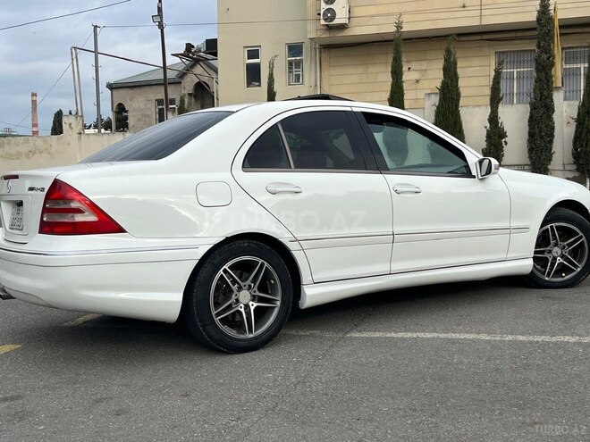 Mercedes C 240 2002, 305,000 km - 2.6 l - Bakı