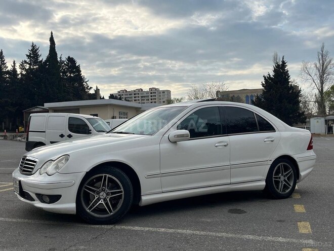 Mercedes C 240 2002, 305,000 km - 2.6 l - Bakı