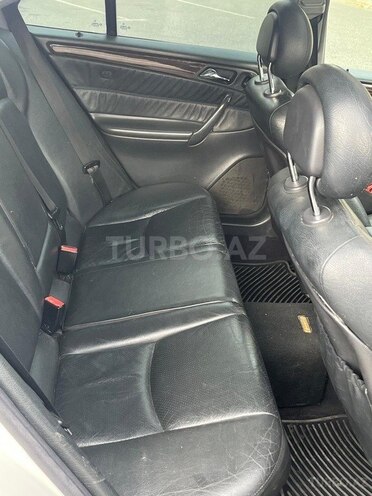 Mercedes C 240 2002, 305,000 km - 2.6 l - Bakı