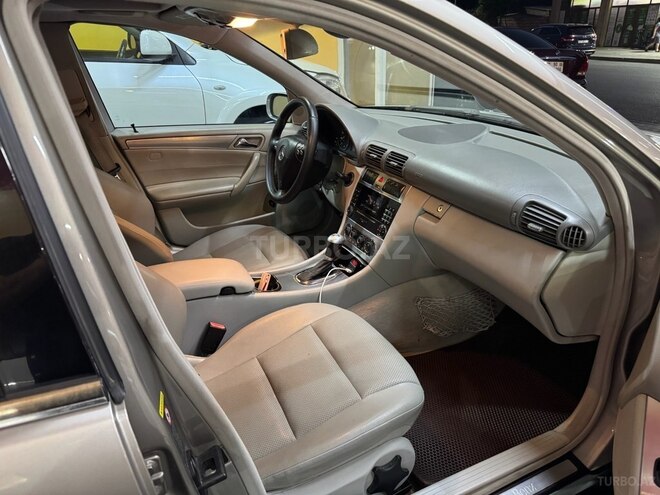 Mercedes C 250-10