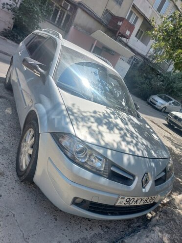 Renault Megane-2