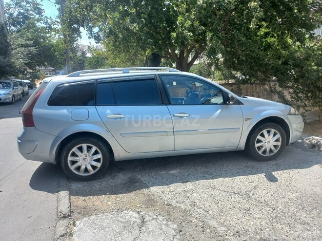 Renault Megane-5