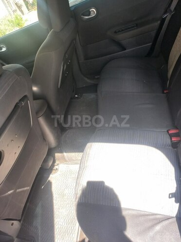 Renault Megane-7