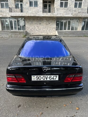 Mercedes E 220 d 2001, 268,000 km - 2.2 l - İsmayıllı