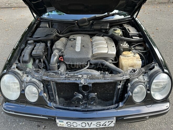 Mercedes E 220 d 2001, 268,000 km - 2.2 l - İsmayıllı