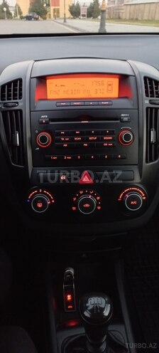 Kia Ceed SW-19