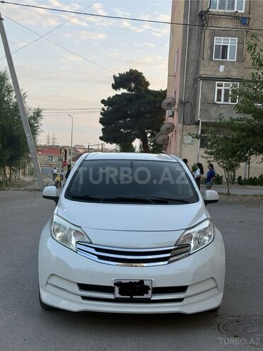 Nissan Note-1