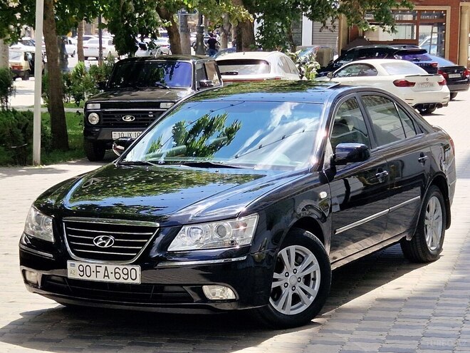 Hyundai Sonata-1