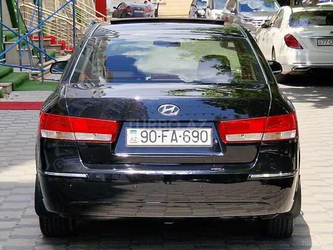 Hyundai Sonata-5
