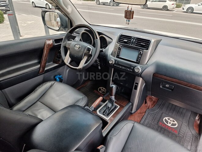 Toyota Land Cruiser Prado 2010, 197,000 km - 2.7 л - Bakı