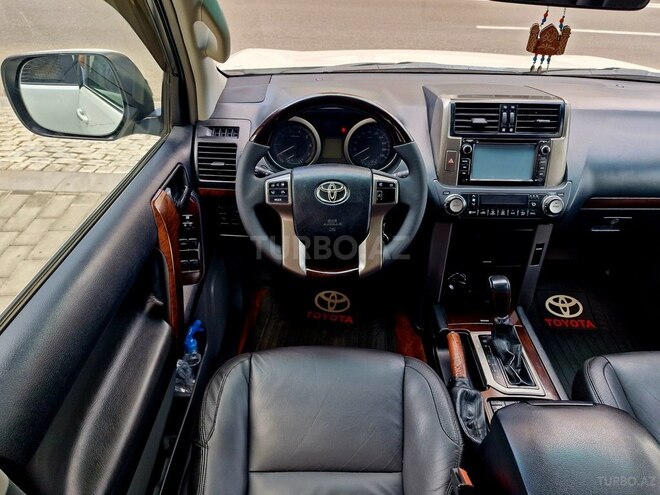 Toyota Land Cruiser Prado 2010, 197,000 km - 2.7 л - Bakı