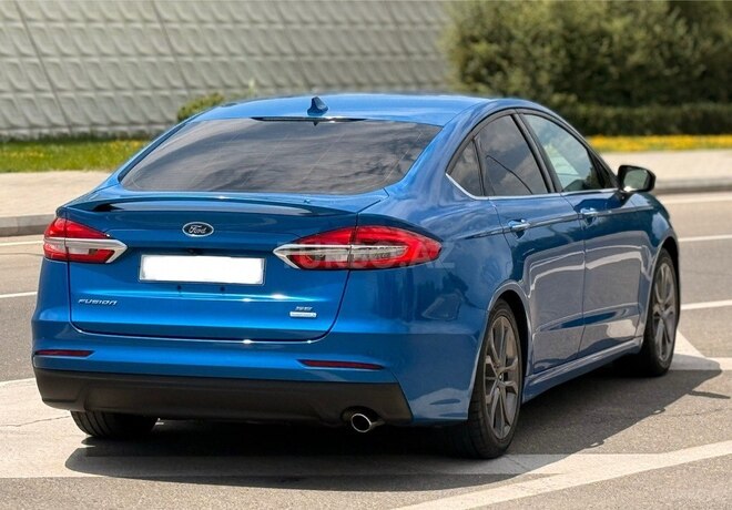 Ford Fusion (North America)-5