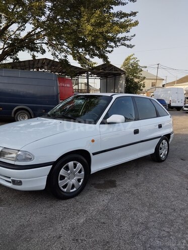 Opel Astra 1994, 360,000 km - 1.4 l - Xırdalan