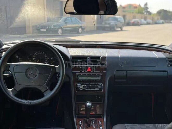 Mercedes C 200-16