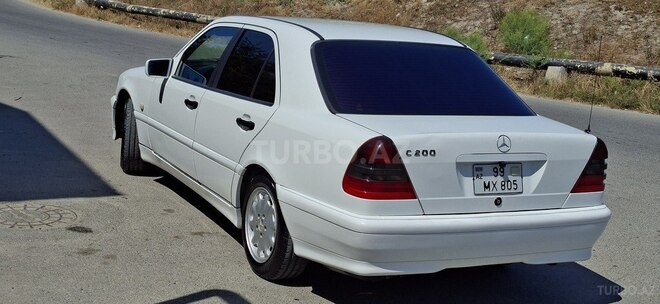 Mercedes C 200-8