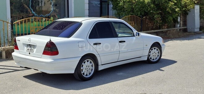 Mercedes C 200-4