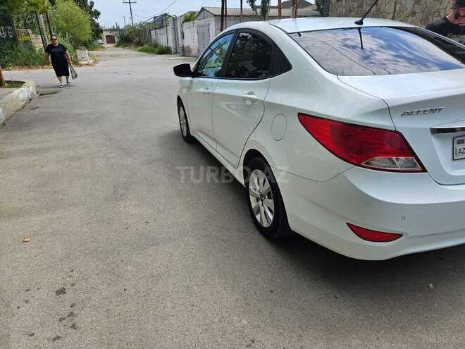 Hyundai Accent 2016, 210,501 km - 1.4 l - Bakı