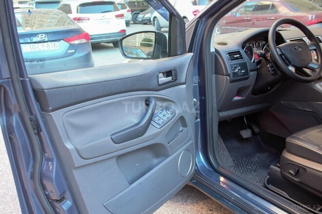 Ford Kuga 2012, 210,000 km - 2.5 l - Bakı