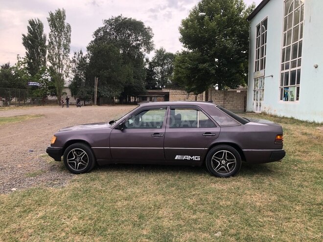 Mercedes E 250 1992, 400,000 km - 2.5 л - Masallı