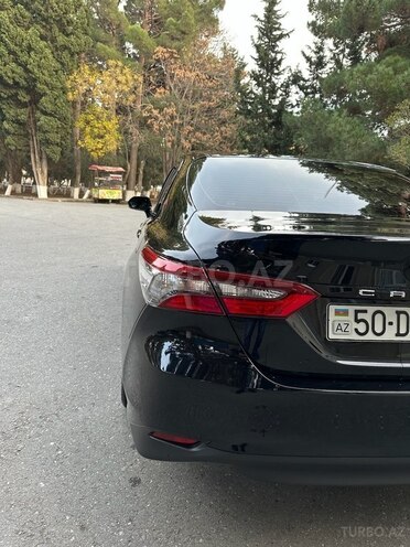 Toyota Camry-11