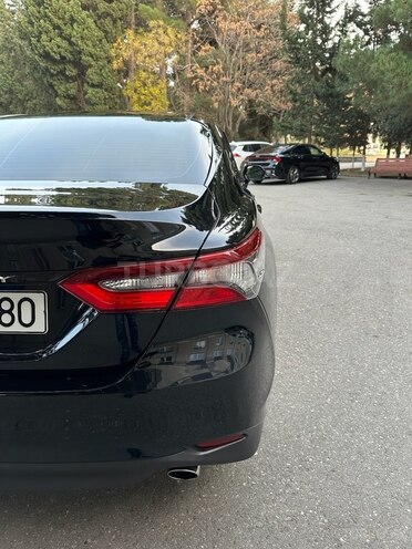 Toyota Camry-12
