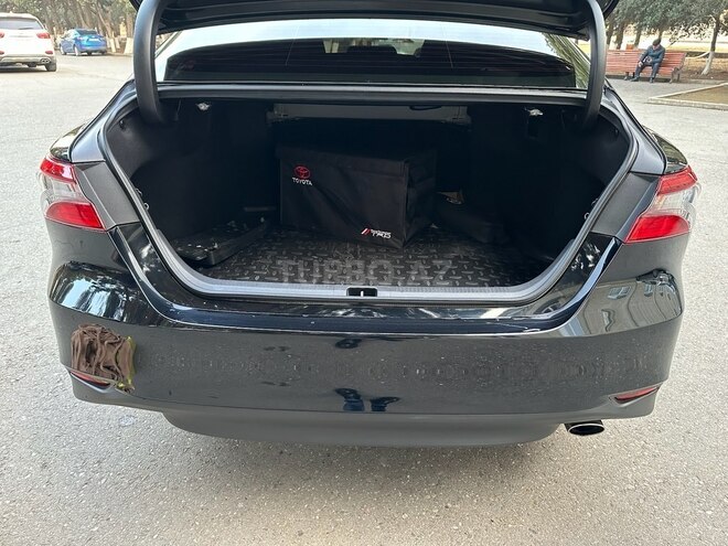 Toyota Camry-17
