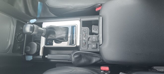 Toyota Land Cruiser Prado 2019, 22,527 km - 2.7 l - Bakı